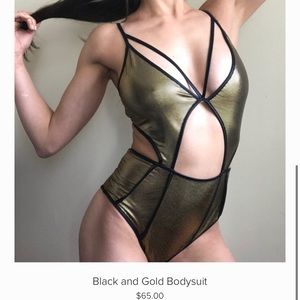 TEASE POLEWEAR ONSIE. Gold, Size Small, Condition: New